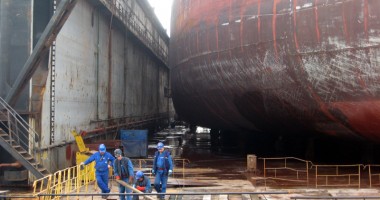 Șantierul Naval Constanța a intrat pe piața navelor off-shore - 3