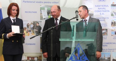 Șantierul Naval Constanța, distins cu Ordinul "Meritul Industrial și Comercial" - în grad de Mare Ofițer - 10