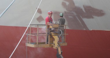 Șantierele navale își pun centurile de salvare - 6