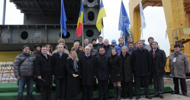 Stire din Economie : Șantierul Naval Constanța construiește o macara plutitoare autopropulsată pentru Ucraina