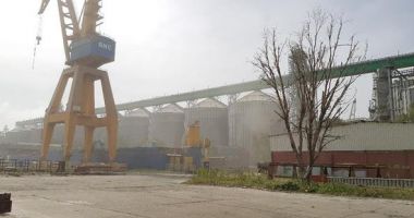Șantierul Naval Constanța se sufocă sub norii de pleavă ridicați de United Shipping Agency (I) - 8