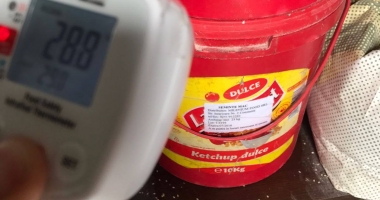 Fast-food-ul cu șnițele din stația Gara Constanța, închis de OPC. Iată ce au găsit comisarii / GALERIE FOTO - 4