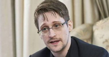 Stire din Actualitate : Snowden denunță "puterea implacabilă" a giganților internetului
