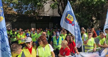 Stire din Eveniment : Sindicaliștii din poliție se alătură rezerviștilor militari în lupta pentru dreptate. Care este calea de atac