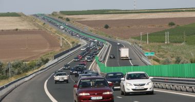 Carambol pe A2, spre București. Sunt implicate OPT autoturisme