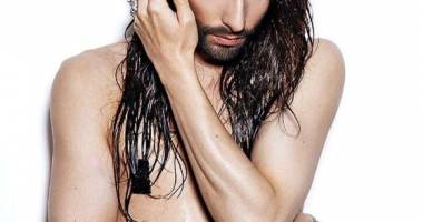 ȘOC! Conchita Wurst A POZAT TOPLESS pentru Rolling Stone / GALERIE FOTO - 3