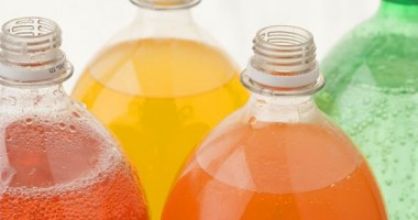 Stire din Diverse : Se iau măsuri! SUCURILE carbogazoase, INTERZISE copiilor sub 16 ani!