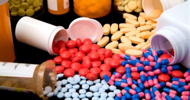 Stire din Eveniment : Șofer condamnat la închisoare pentru că transporta medicamente. Bărbatul susține că nu cunoștea legea