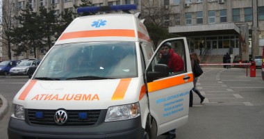 Stire din Sănătate : Serviciul Județean de Ambulanță angajează șoferi