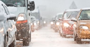 Stire din Social : Cod portocaliu de ninsori și viscol. CNAIR, recomandare pentru șoferi