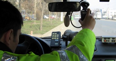 Stire din Eveniment : Șoferi, mare atenție! Radarele Poliției vă pândesc toată săptămâna