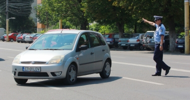 Stire din Eveniment : S-au certat  cu legea! Șoferii constănțeni, "premiați" cu dosare penale