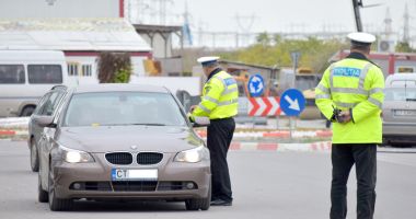 Stire din Eveniment : Șoferi prinși pe picior greșit! Printre ei, o puștoaică de 16 ani, la volan fără permis
