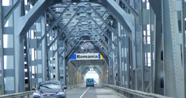 Stire din Eveniment : Șoferii își pot lua adio de la recuperarea banilor plătiți pe timbrul de mediu