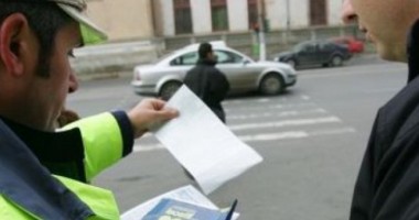 Stire din Eveniment : Șoferii pot plăti rovinieta prin SMS și dintr-o altă rețea de telefonie mobilă