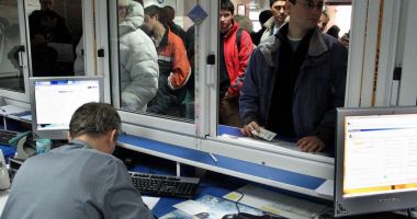 Stire din Actualitate : Şoferii vor putea înmatricula mașinile online, fără să mai meargă la ghişeu