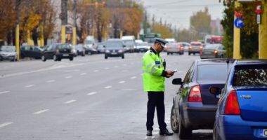 13 ani de închisoare pentru un șofer acuzat că a lovit intenționat cu mașina un polițist care a vrut să-l oprească