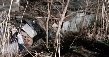 Grav accident rutier pe Podul IPMC. Șoferul se zbate între viață și moarte - 3