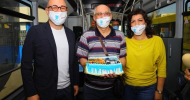 Stire din Social : Şofer veteran la CT Bus, omagiat după aproape 38 de ani de activitate