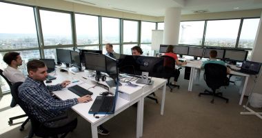Stire din Economie : Criză de programatori la nivel european: 6 din 10 companii au întâmpinat dificultăţi în angajarea de specialişti IT