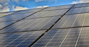 Stire din Eveniment : ANAF a sesizat Parchetul General în cazul unei reţele de evaziune şi spălare de bani în domeniul panourilor fotovoltaice