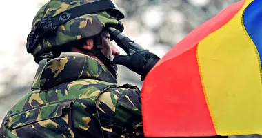 Stire din Eveniment : Tragedie într-o unitate militară. Un soldat a murit după ce s-a împușcat cu arma din dotare