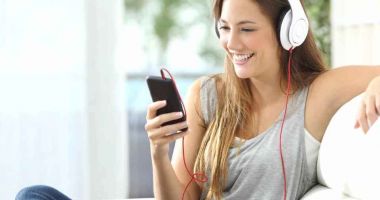 Stire din Social : A crescut numărul românilor pasionați de muzică populară și manele