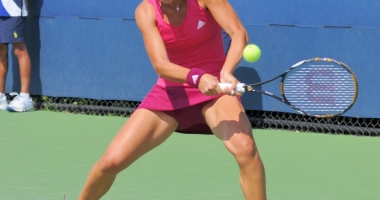 Stire din Sport : Tenis / Sorana Cîrstea s-a calificat în semifinalele turneului ITF de la Versmold