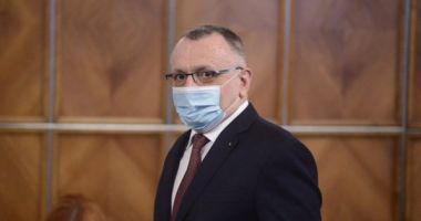 Stire din Cultură-Educație : Elevii vor fi testați de două ori pe săptămână. Cîmpeanu: Am cerut ca testele de salivă să ajungă cât mai repede în școli