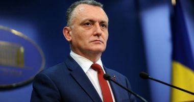 Stire din Social : Vacanţa forţată ar putea fi recuperată prin şcoală cu prezenţă fizică în ianuarie 2022