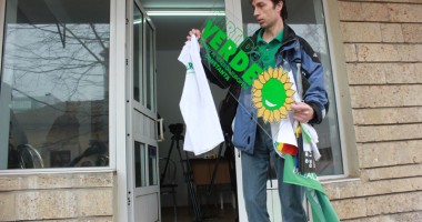 Scandal la cabinetul parlamentar al deputatului Remus Cernea - 2
