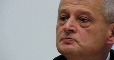 Stire din Politică-Administrație : Sorin Oprescu poate pierde Legiunea de Onoare