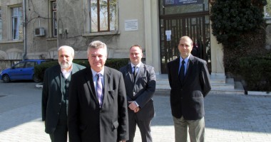 Stire din Cultură-Educație : Care este atuul lui Sorin Rugină în alegerile de la Universitatea "Ovidius"