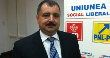 Deputat rănit grav într-un accident, soția sa în comă profundă - 2
