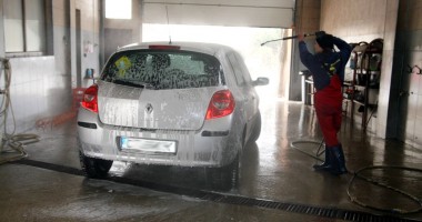 Stire din Economie : RAJA. O spălătorie auto din Constanța, descoperită cu branșament ilegal la rețeaua de apă