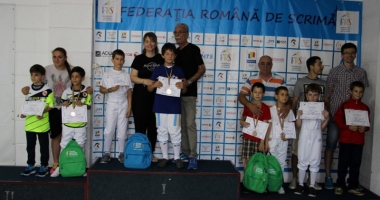 Stire din Sport : Spadasin de la CSS 1, medaliat cu aur la Naționale