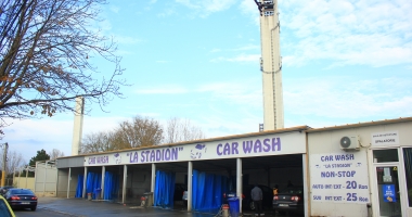 UPDATE. Spălătoria de la stadionul Farul VA FI DEMOLATĂ. Lucrările încep marți, 2 mai - 2