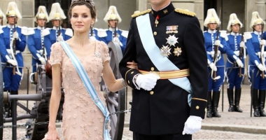Regele Spaniei a dizolvat Parlamentul