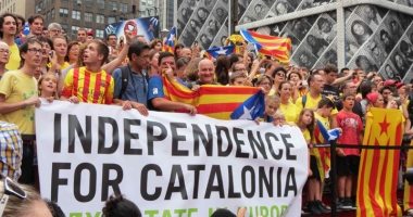 Stire din Actualitate : Spania: Rajoy anunță suspendarea guvernului catalan și alegeri  regionale în termen de șase luni