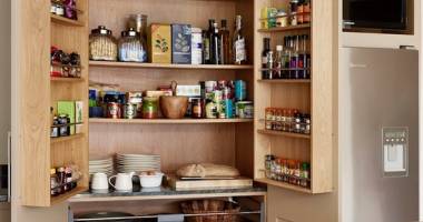 Stire din Diverse : Casa e mică. Unde poți încropi spații de depozitare
