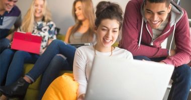 Stire din Cultură-Educație : Specializări noi, la studiile universitare