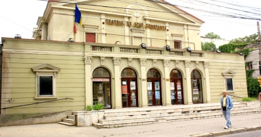 Șase femei în confruntare cu oglinda, la Teatrul de Stat din Constanța