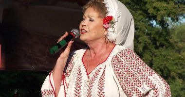Stire din Cultură-Educație : Spectacol folcloric la Casa de Cultură din Constanța