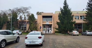 Stire din Cultură-Educație : Spectacol extraordinar de cântece și voie bună pe scena Palatului Copiilor Constanța