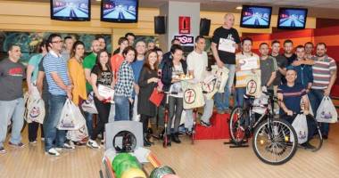 Stire din Sport : Spectacol total la concursul de la Inside Bowling Center. Fetele, la putere!
