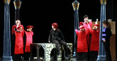 Stire din Cultură-Educație : Spectacolele acestei săptămâni, la Teatrul "Căluțul de mare"