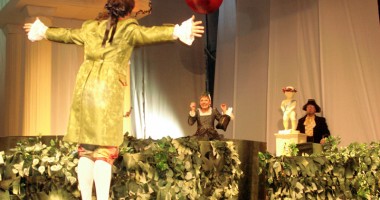 Stire din Cultură-Educație : Spectacole pe alese pe scenele culturale constănțene