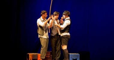 Stire din Cultură-Educație : Spectacol-examen de dizertație, pe scena Teatrului "Căluțul de Mare"