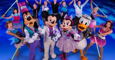 Stire din Cultură-Educație : Spectacol cu Mickey și Patrula Cățelușilor, la Casa de Cultură