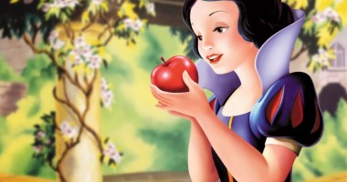Stire din Cultură-Educație : Teatru pentru copii, "Albă ca zăpada"